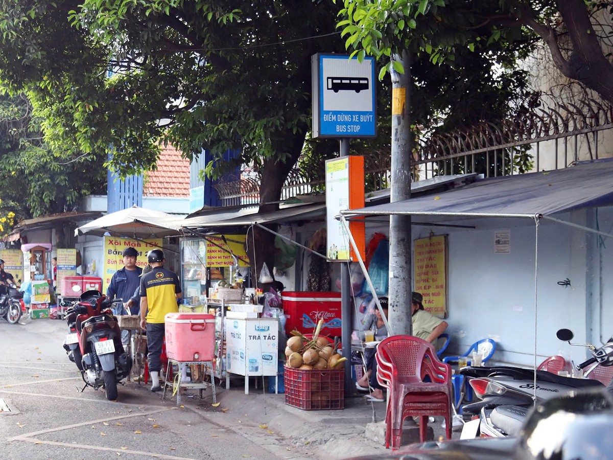 What to keep on Vietnam’s sidewalks: Order, street life, city's soul or whole?