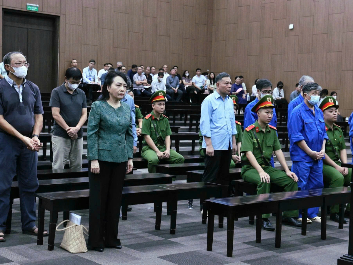 Former Vietnamese health minister jailed for 6 years over state asset losses