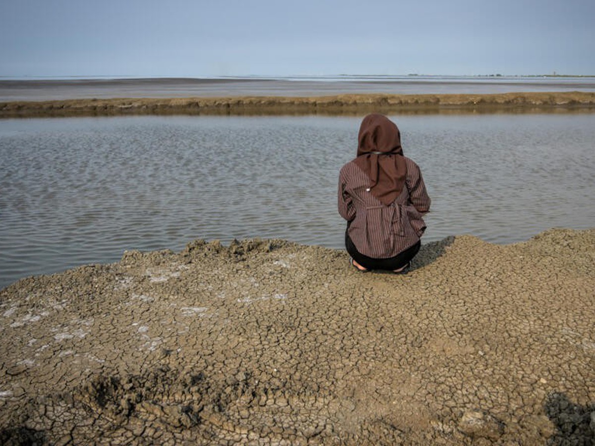 2 decades later, impacts from Indonesia mud volcano linger