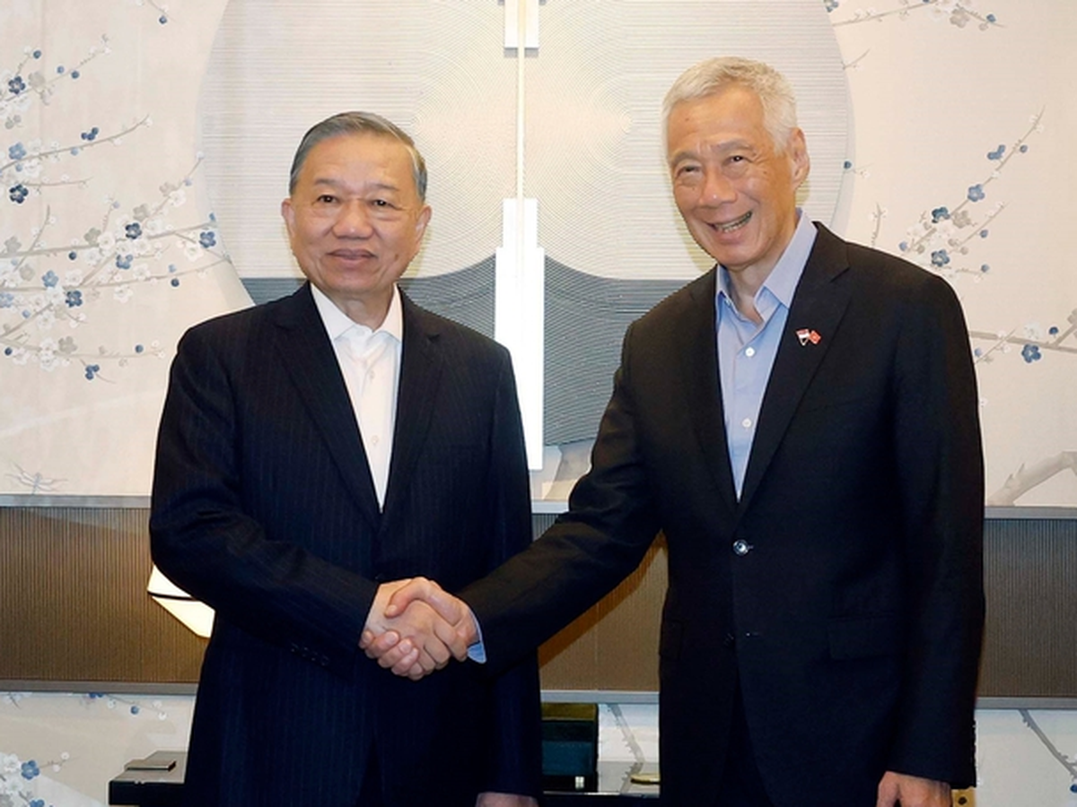 Former Singapore PM Lee Hsien Loong praises top Vietnamese leader's Shangri-La speech