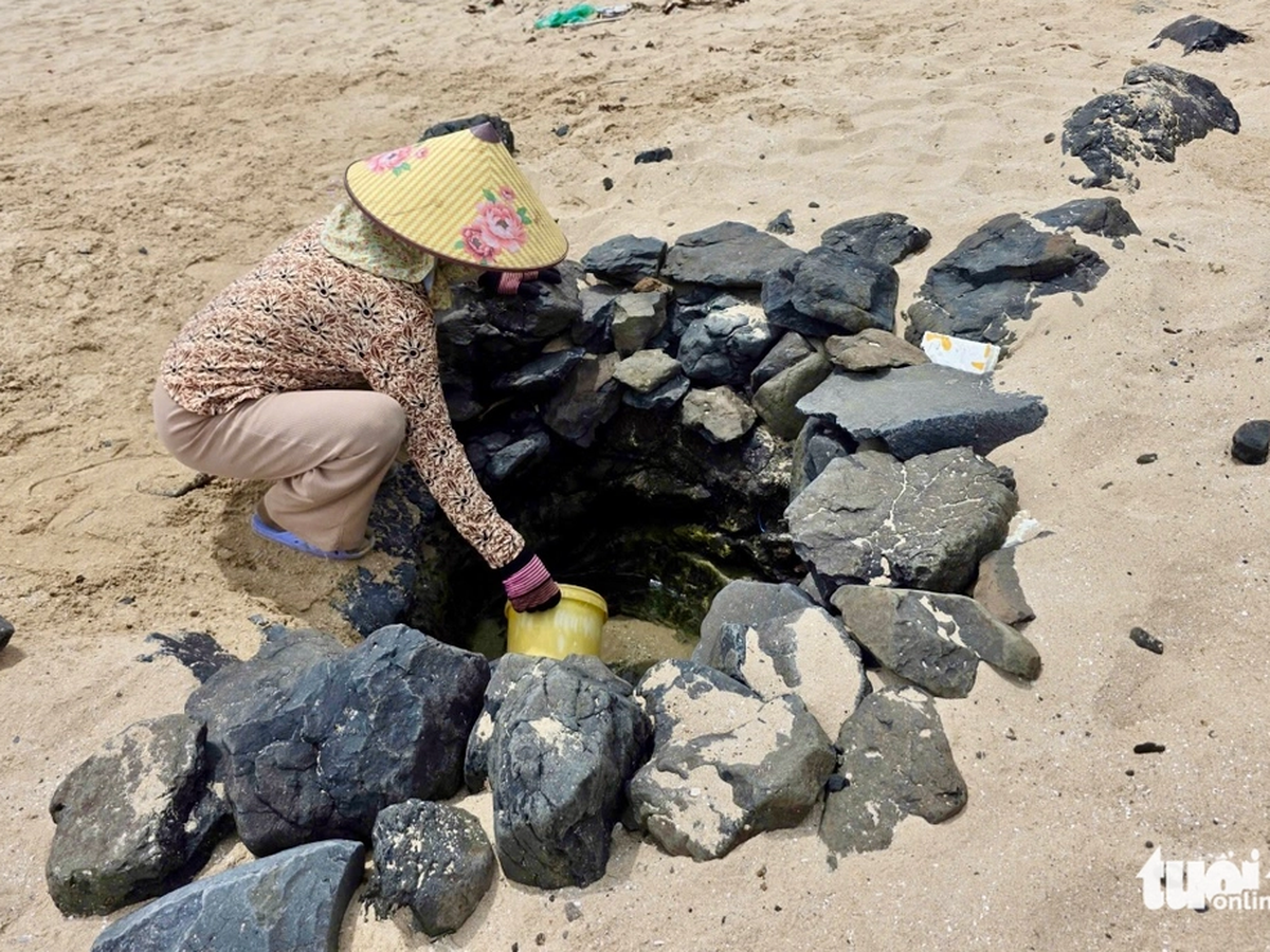 Freshwater well on Vietnam beach never runs dry