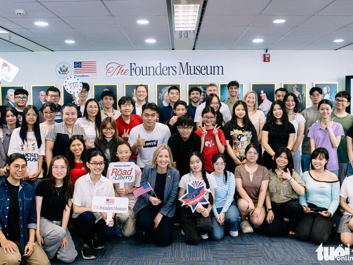 Ho Chi Minh City hosts Summer Camp exploring 250 years of US history