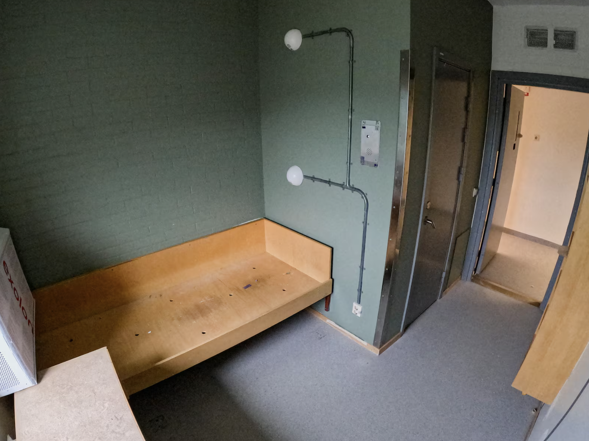 Sweden prepares prisons for 13-year-old gang killers