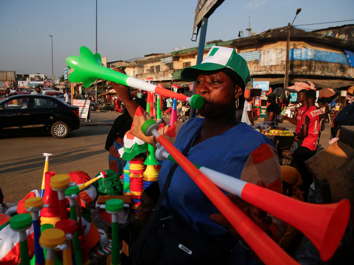 FIFA bans vuvuzelas from World Cup stadiums