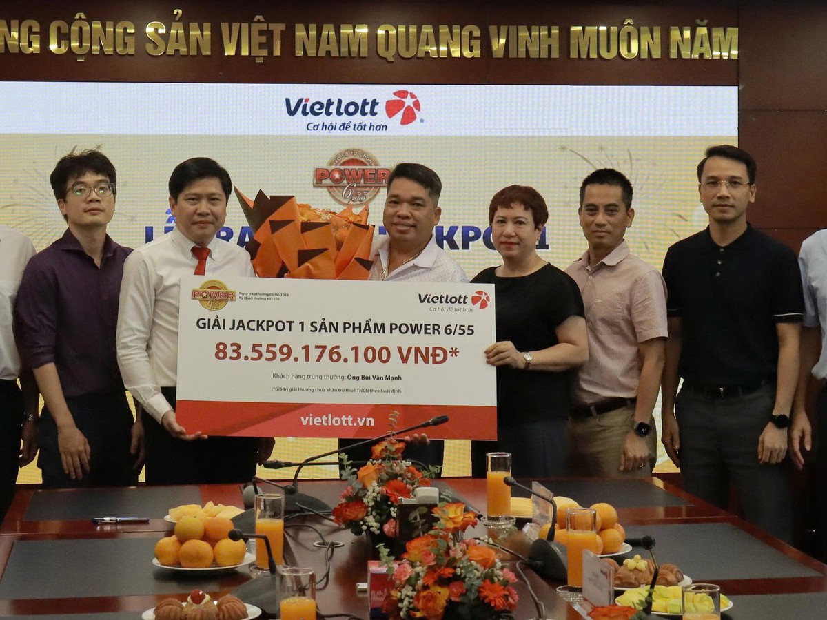 Vietnamese man winning $3.2mn jackpot goes public without mask