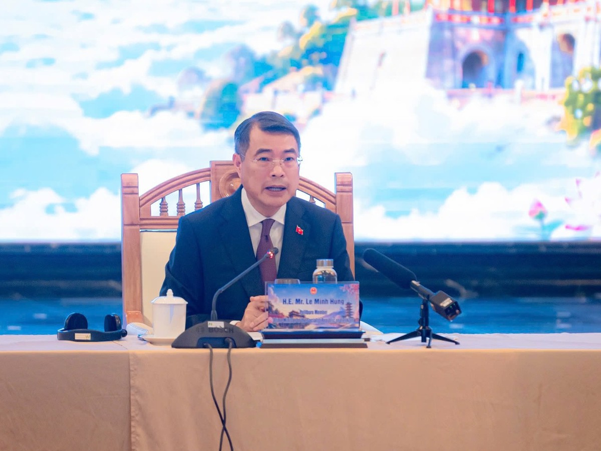 Toyota urges Vietnam to allow hybrid vehicles in future LEZs in Ho Chi Minh City