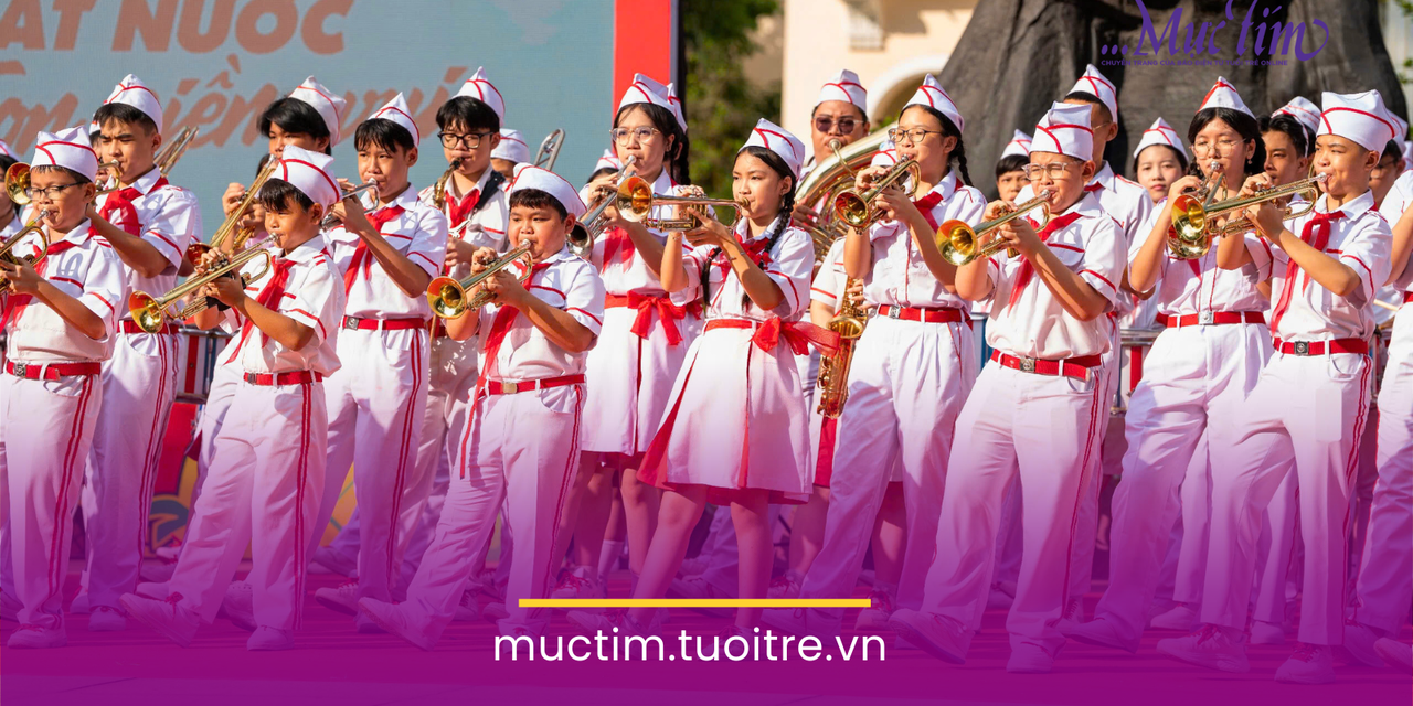 Hơn 10.000 thiếu nhi diễn trống kèn mừng 50 năm ngày Giải phóng miền Nam, thống nhất đất nước