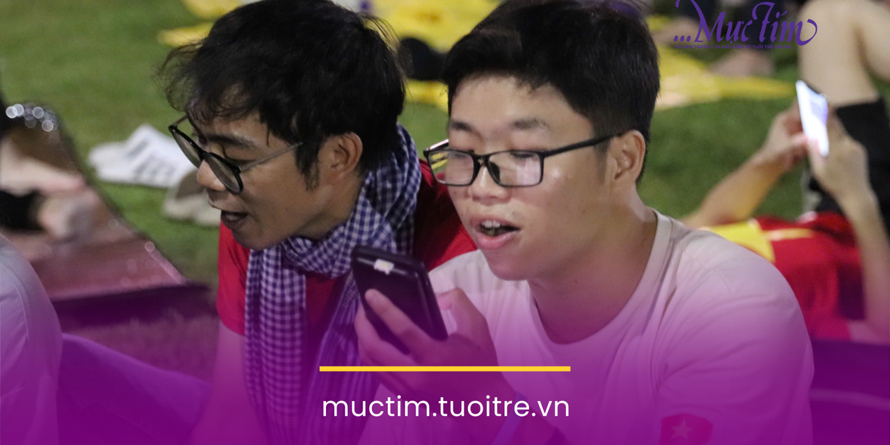 Bạn trẻ mong chờ diễu binh, diễu hành lễ 30-4 tại công viên 23 tháng 9
