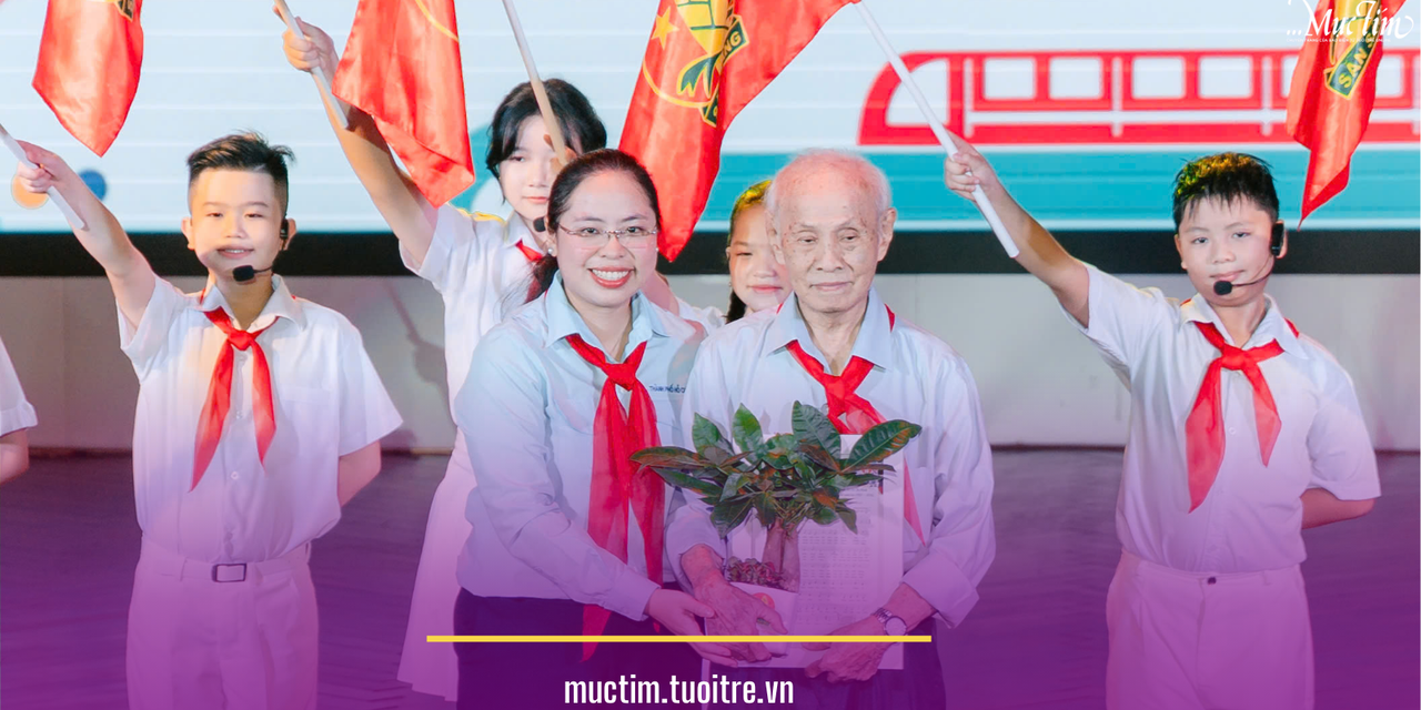 Bài hát chủ đề năm học 2025 - 2026 'Hoa xuân đất nước - Đội ta tiếp bước'