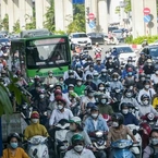 Hà Nội dự tính hỗ trợ chuyển đổi xe xăng sang xe điện như thế nào?