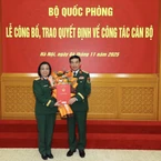 Bác sĩ Nguyễn Hoàng Ngọc được thăng quân hàm Trung tướng