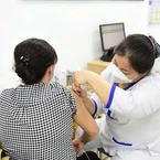 Hai hình thức tiêm chủng bắt buộc và tự nguyện theo Luật Phòng bệnh 2025