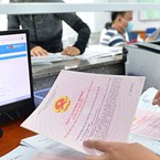 Hà Nội đề xuất bỏ công chứng khi tặng cho nhà đất giữa cá nhân liệu có phù hợp   pháp luật?