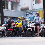 Hỗ trợ chuyển đổi từ xe máy xăng sang xe điện: Bao nhiêu thì đủ?