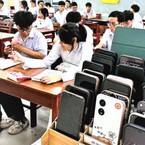 Chủ tịch xã nói lý do ban hành quy định quản lý điện thoại, mạng xã hội với học sinh dưới 16 tuổi