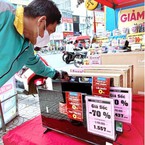 Tivi chào bán từ 1,5 đến 1,9 triệu đồng: Khách hàng thắc mắc, cửa hàng nói gì? 