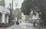 TP.HCM mưa sớm ở nhiều nơi, gần trưa đã sấm chớp ì đùng