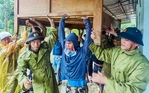 Vì sao bão Wipha suy yếu trước khi vào đất liền?