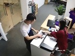Mất nửa tháng lương vì bất cẩn làm rơi laptop