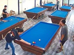 Chàng trai ôm đầu trước siêu phẩm bida rùa của bạn