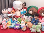 Khoe cả giường đầy gấu bông do chồng gắp tặng, mẹ bỉm sữa nhận nghìn like