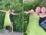 Hai cô gái tạo dáng chụp hình tự sướng ngã dập bụi cây