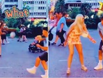 Chàng trai hú hồn khi troll người đẹp