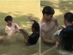Nhóm thanh niên chưng hửng vì để sổng cá khủng
