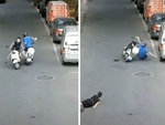 Thanh niên lươn lẹo giả vờ đau đớn sau va chạm