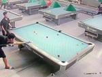Chàng trai dọn bàn bằng 4 siêu phẩm bida rùa liên tục