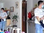 Tên trộm 'bơ đẹp' gia chủ sau chạm trán