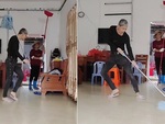 Michael Jackson phiên bản giúp mẹ lau nhà
