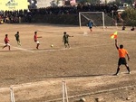 Pha phất cờ bắt việt vị có 1-0-2 của trọng tài biên