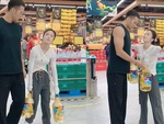 Cô gái nhỏ con nhưng khỏe như siêu nhân