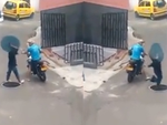 Thanh niên trộm nắp cống bị nghiệp quật