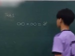 Pha giải toán đẳng cấp có 1-0-2 khiến cả lớp cười sảng