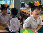 Nam sinh cosplay Nhàn Quý Phi giống từ ngoại hình đến phong thái