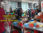 Chủ quán bất lực với 'thượng đế' ăn xong bê luôn tô về