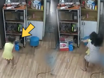 Bé gái có pha xử lý nhanh trí cứu em bị hóc dị vật