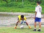 Pha câu giờ tấu hài có 1-0-2 của thủ môn