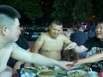 Video hài nhất tuần qua: Màn ảo thuật 100 người biết, chỉ 1 người không biết