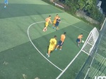 Chàng trai có pha cứu thua báo hại đội nhà thủng lưới