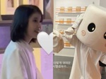 IU chiều fan hết cỡ, đội mascot kẹo dẻo đi giao lưu