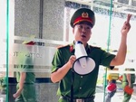 Viên cảnh sát hóm hỉnh hướng dẫn cách phòng cháy chữa cháy