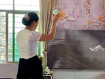 Người phụ nữ cầm chai nhựa bắt yêu quái trong phim Tây du ký
