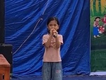 Bé gái cover 'Rước đèn tháng tám' hay như nuốt đĩa