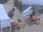 Thợ sửa xe cover 'Người đừng lặng im' phong cách cây nhà lá vườn