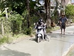 Video hài nhất tuần qua: Nữ ninja lao xe SH vào đường bê tông vừa đổ