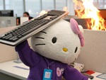 Meme 'Hello Kitty nổi loạn': người đồng cảm, người 'nổi khùng'