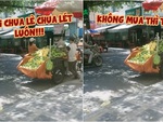 Màn rao xoài 'chua lè chua lét' của chàng trai bán hàng rong